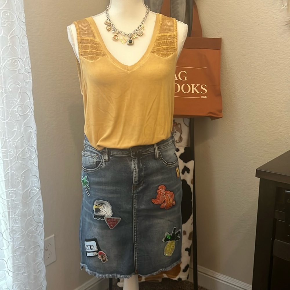 Ladies mustard boho tank. Necklace and scarf NOT included. Size medium